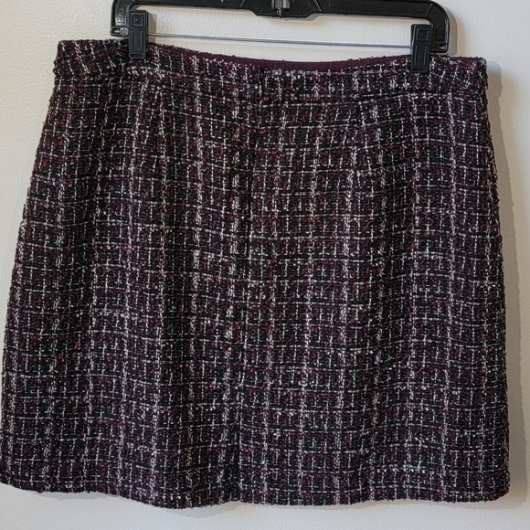 LOFT Boucle Pocket Shift Skirt Size 14 Classic Plum - Picture 2 of 8